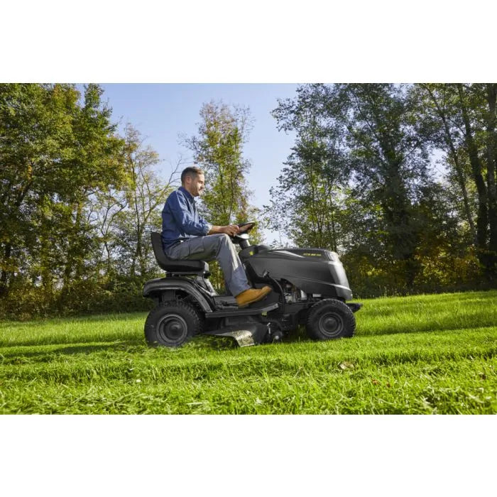 Zelfrijdende grasmaaier Alpina AT3 98 HA met Stiga ST 400-motor